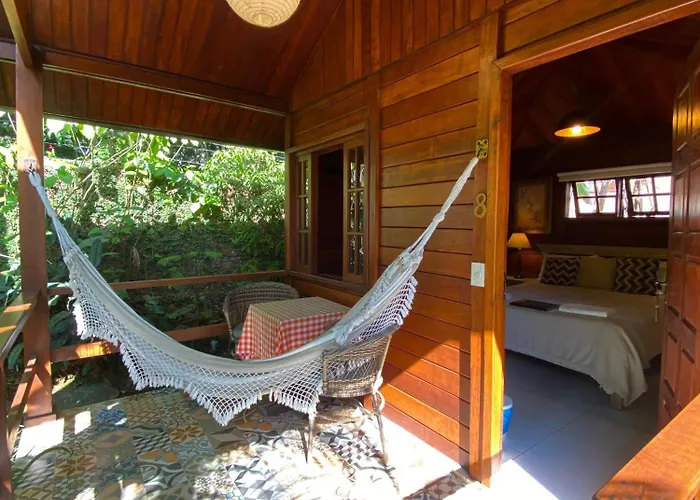 Aratinga Inn