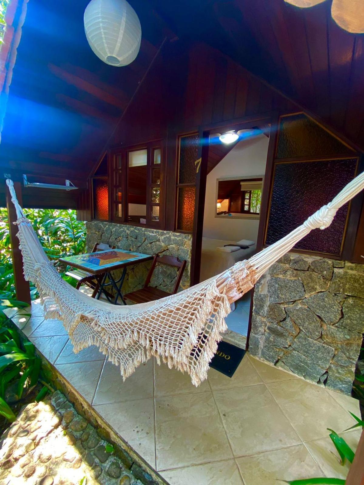 Aratinga Guest house Vila do Abraao
